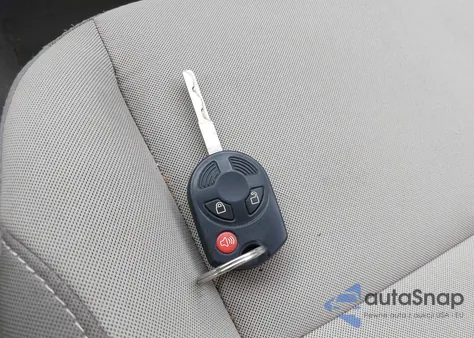 2014 Ford Escape Se z USA, uszkodzony, nr VIN 1FMCU0GXXEUD99984